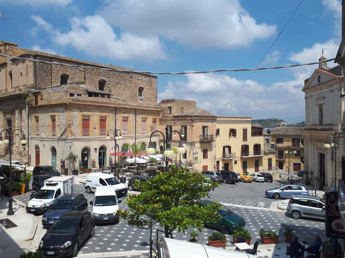 Casa Vacanza "La Chiazza Di Grutti" Grotte  Exterior photo